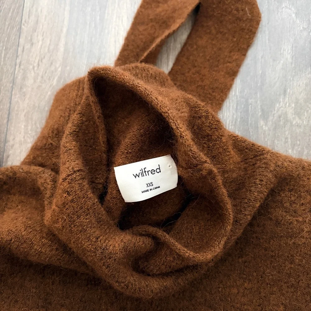 Aritzia Wilfred Lorin Sweater - Picture 6 of 8